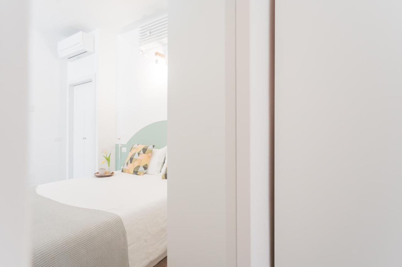 A Step From The Dome Apartment By Rent All Como Exterior foto