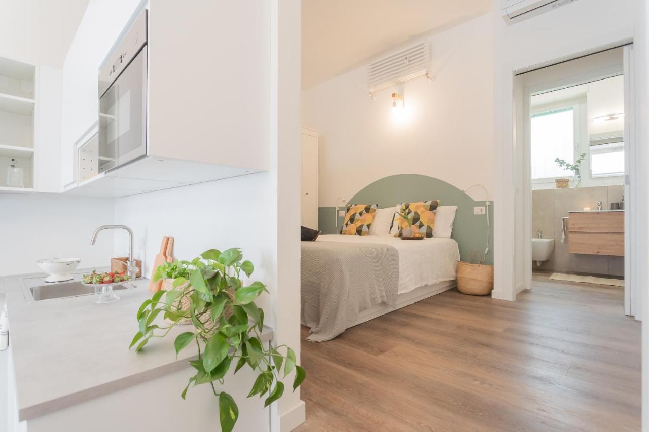 A Step From The Dome Apartment By Rent All Como Exterior foto