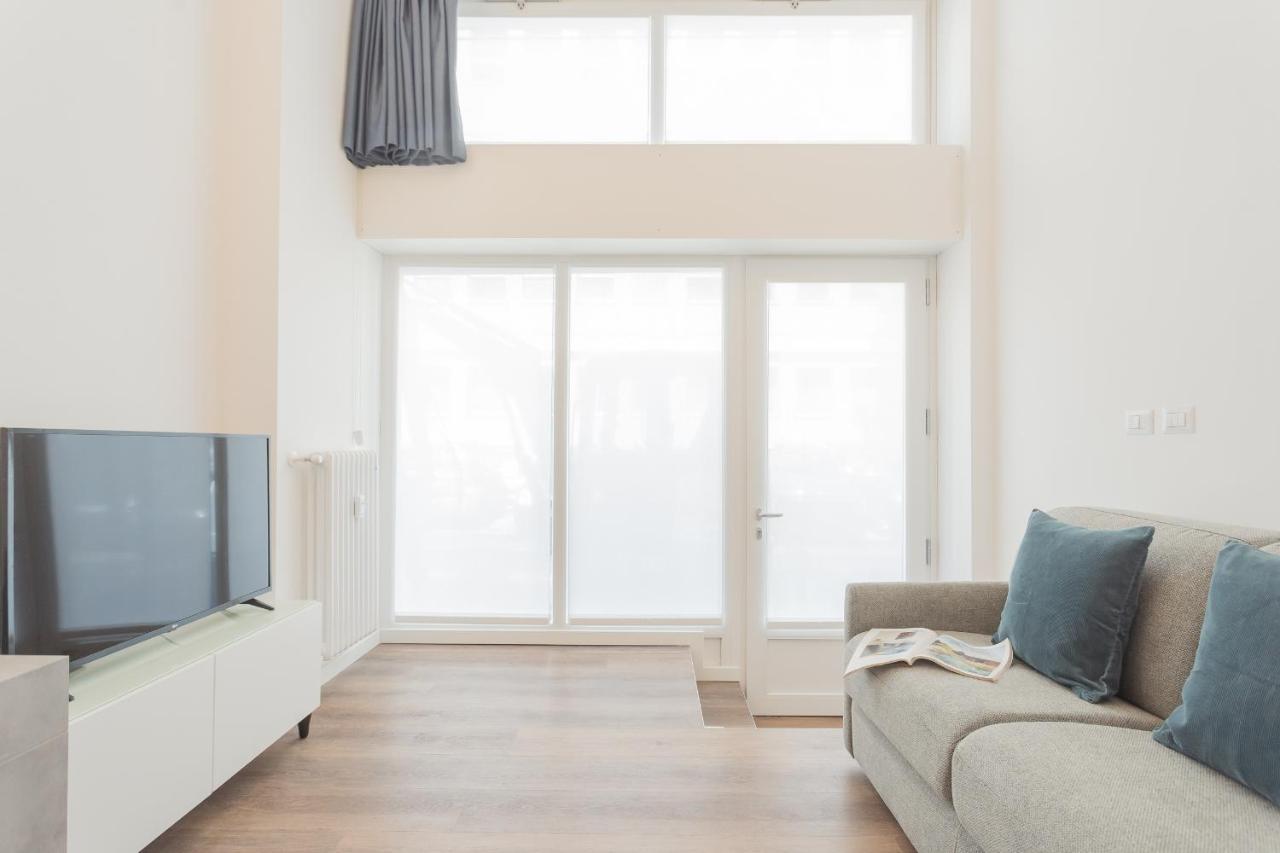 A Step From The Dome Apartment By Rent All Como Exterior foto