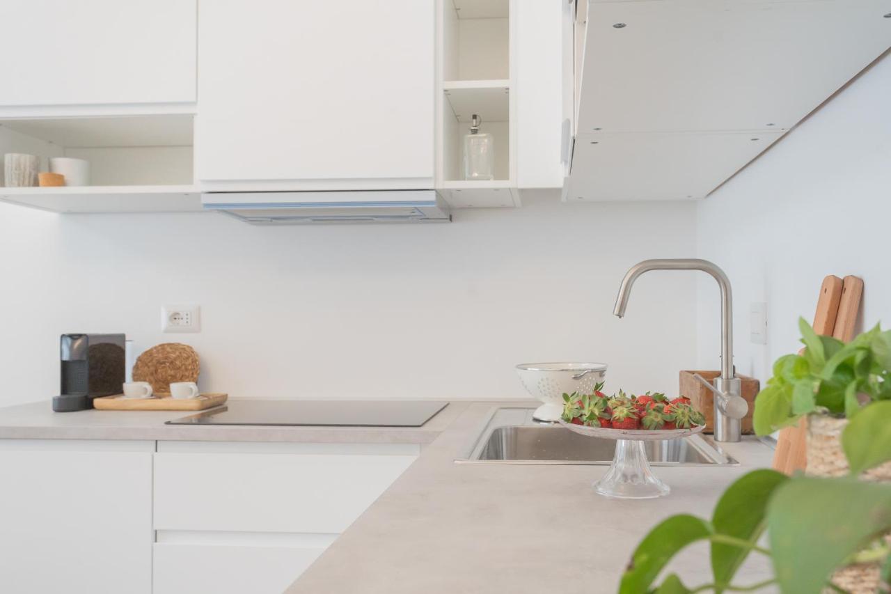 A Step From The Dome Apartment By Rent All Como Exterior foto
