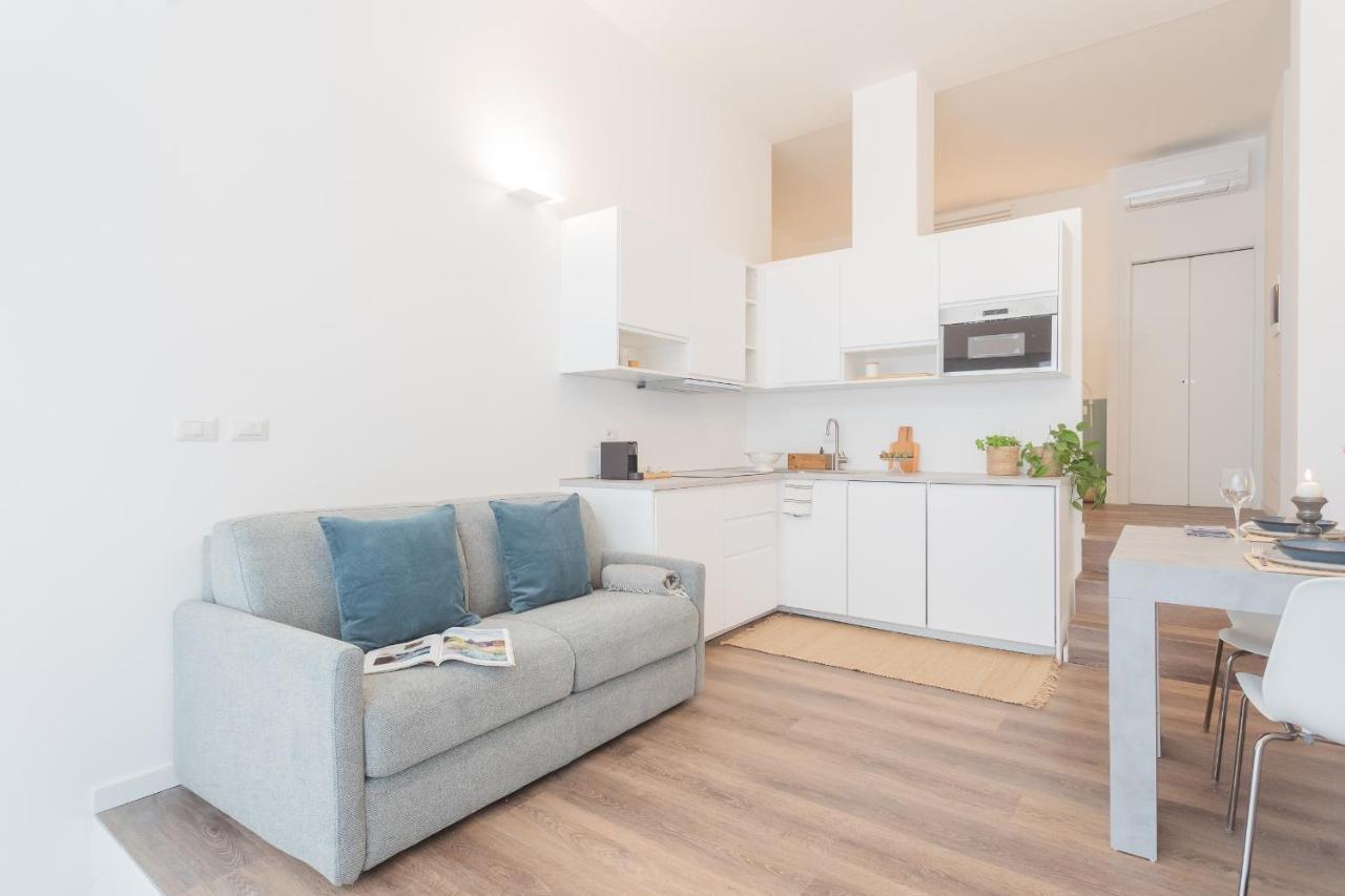 A Step From The Dome Apartment By Rent All Como Exterior foto