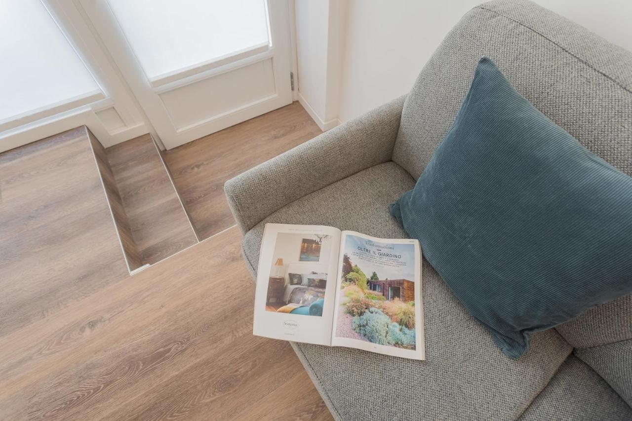 A Step From The Dome Apartment By Rent All Como Exterior foto